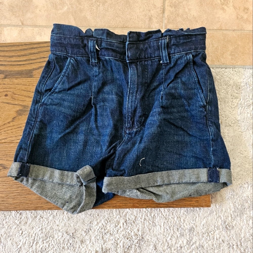Express size 6 navy blue shorts